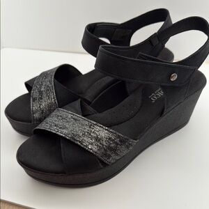 Arcopedico Black and Silver Wedge Sandals